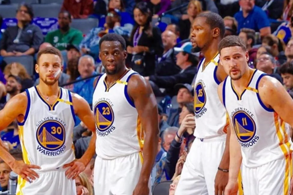 勇士王朝的主要?jiǎng)?chuàng)造者是誰(shuí)？